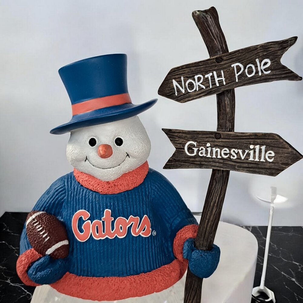 University of Florida Gators Snowman by The Memory Company Snow Globe - Picture 13 of 14